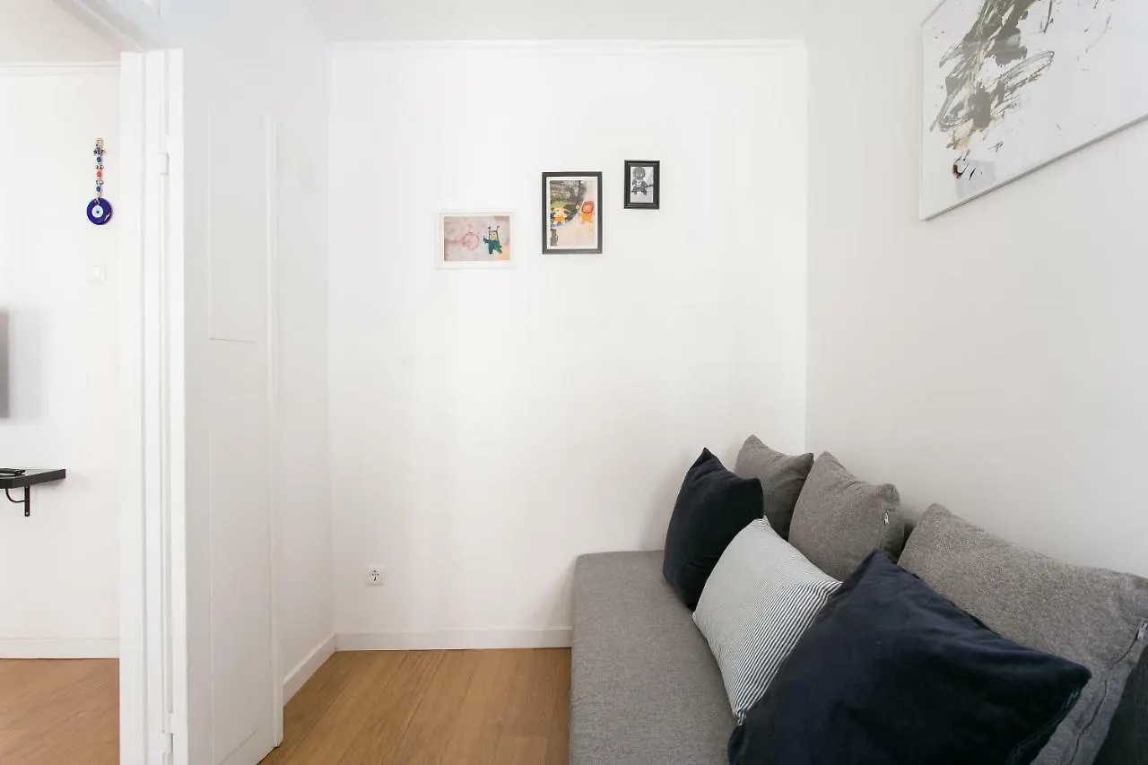 Green Street - Lovely Historic Center Apartment Лиссабон